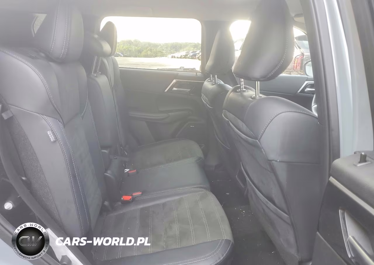 2025 Mitsubishi Outlander Se VIN:JA4J4VA88SZ015221 - 11