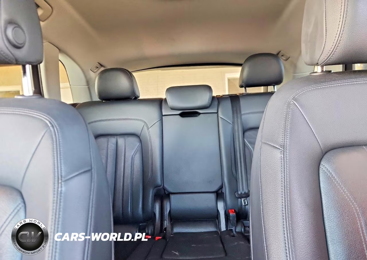 2019 Audi Q5 Premium VIN:WA1ANAFY7K2129329 - 10