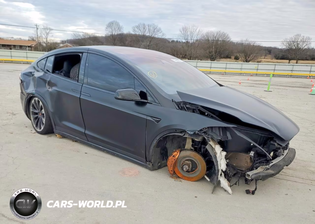 2022 Tesla Model X VIN:7SAXCBE66NF332289 - 4