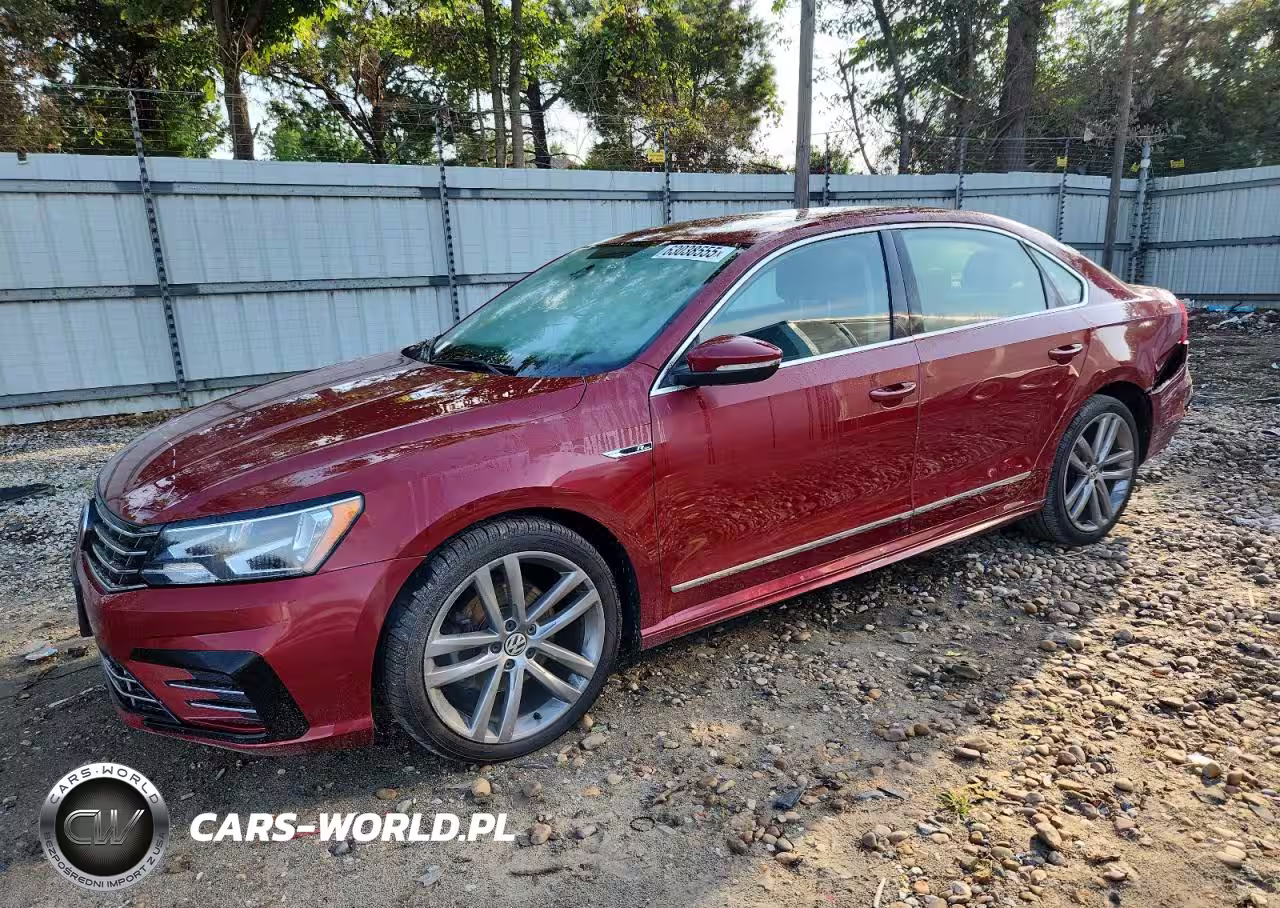 2017 Volkswagen Passat R-Line