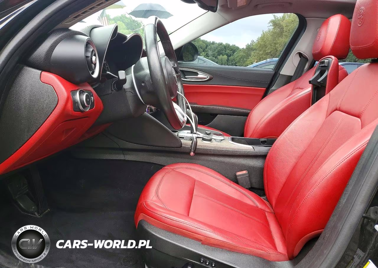 2020 Alfa Romeo Giulia Ti VIN:ZARFANBN6L7632449 - 7