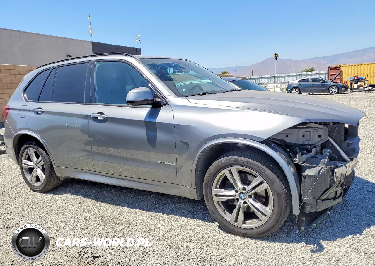 2015 BMW X5 xDrive35D VIN:5UXKS4C51F0N09443 - 4