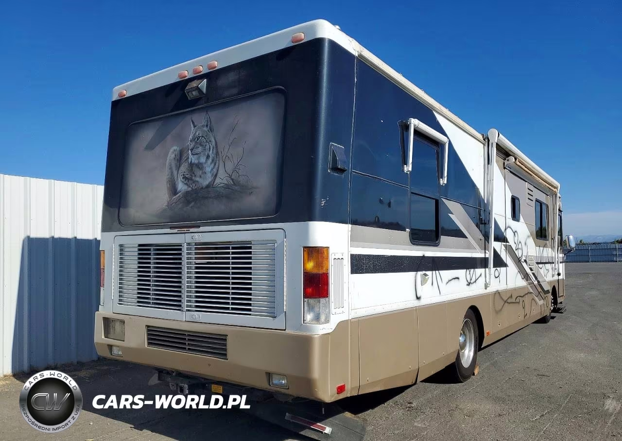 2002 Roadmaster Rail Magnum S-Series Blue Streak VIN:1RFB2455423018431 - 4