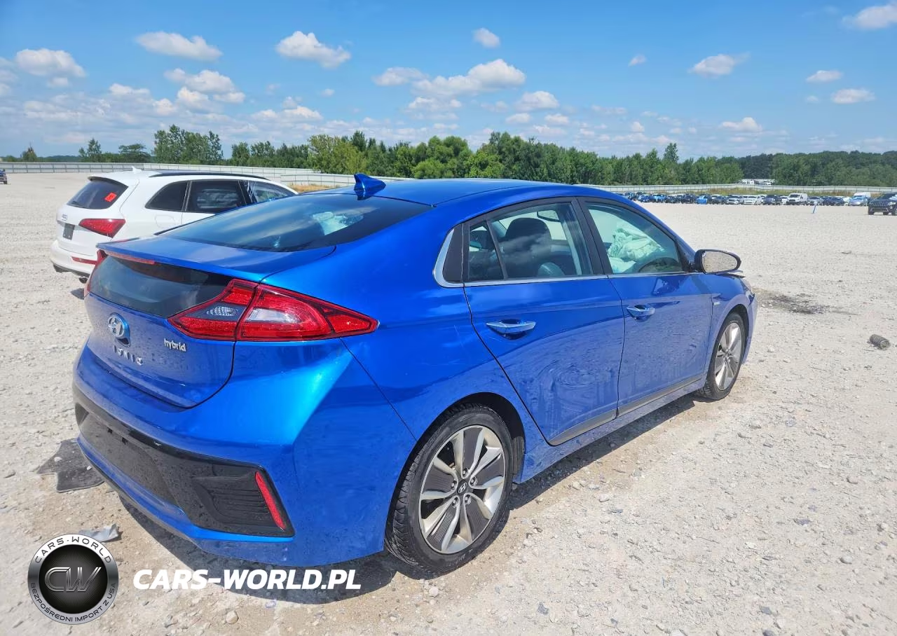 2018 Hyundai Ioniq Limited VIN:KMHC85LC7JU072277 - 3
