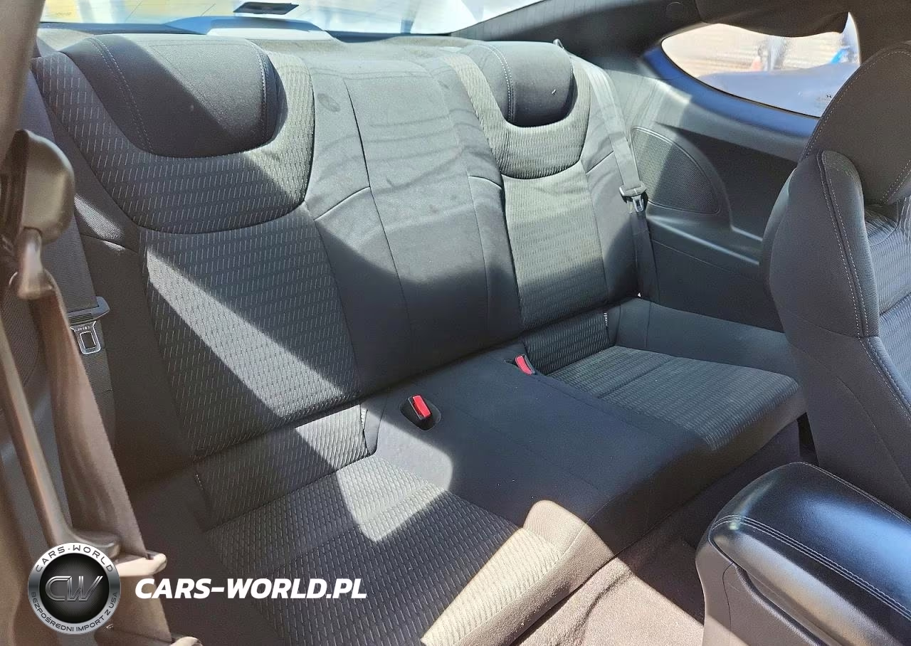 2013 Hyundai Genesis Coupe 2.0T VIN:KMHHT6KD4DU084671 - 10
