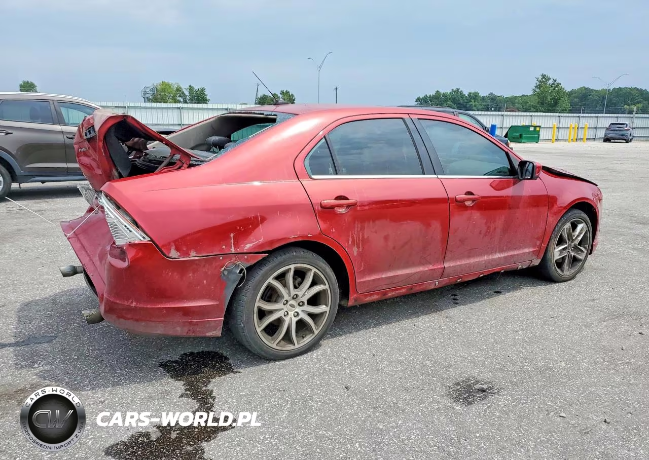 2010 Ford Fusion Sport VIN:3FAHP0KC2AR173838 - 3