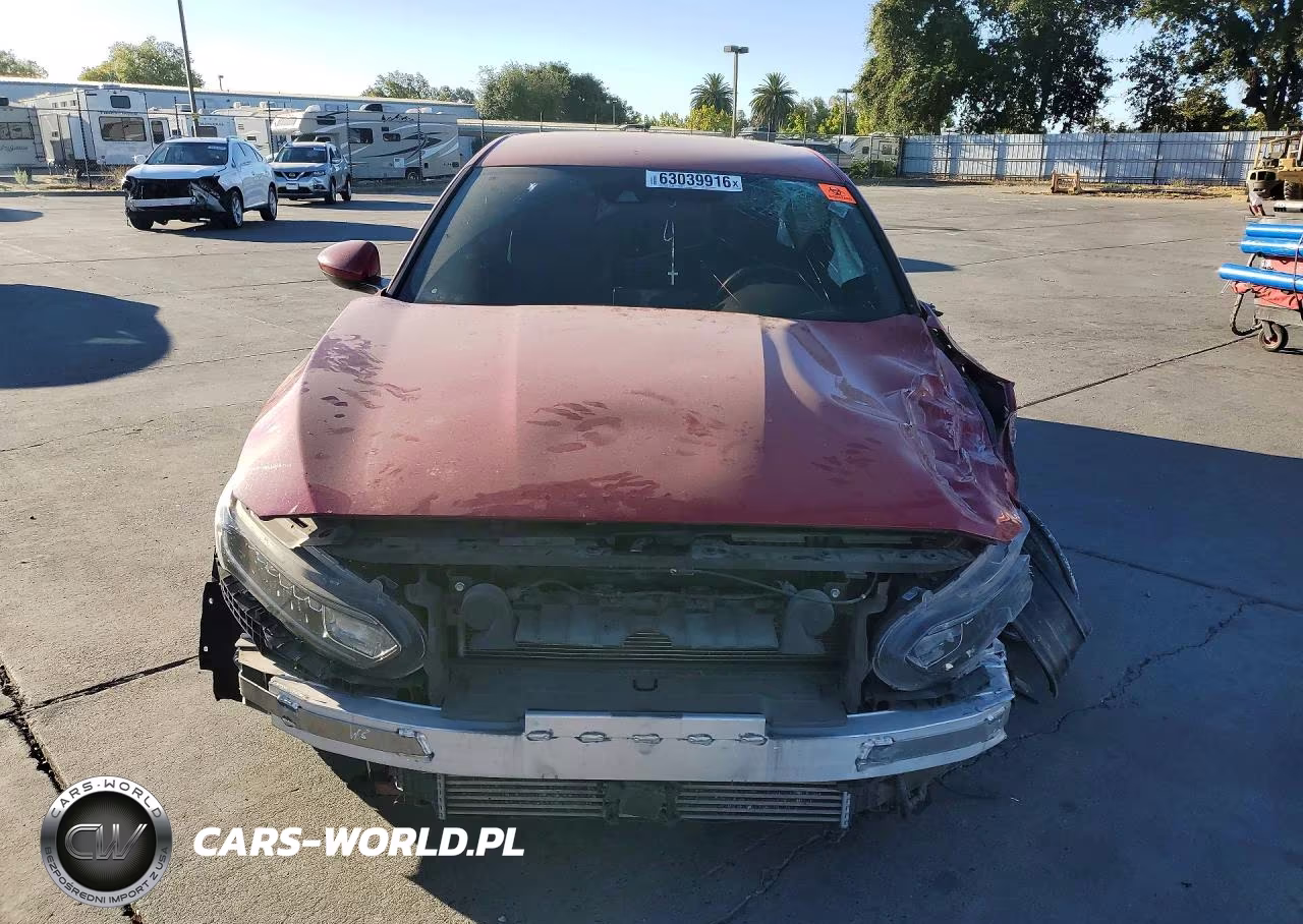 2018 Honda Accord Sport VIN:1HGCV1F35JA240115 - 5