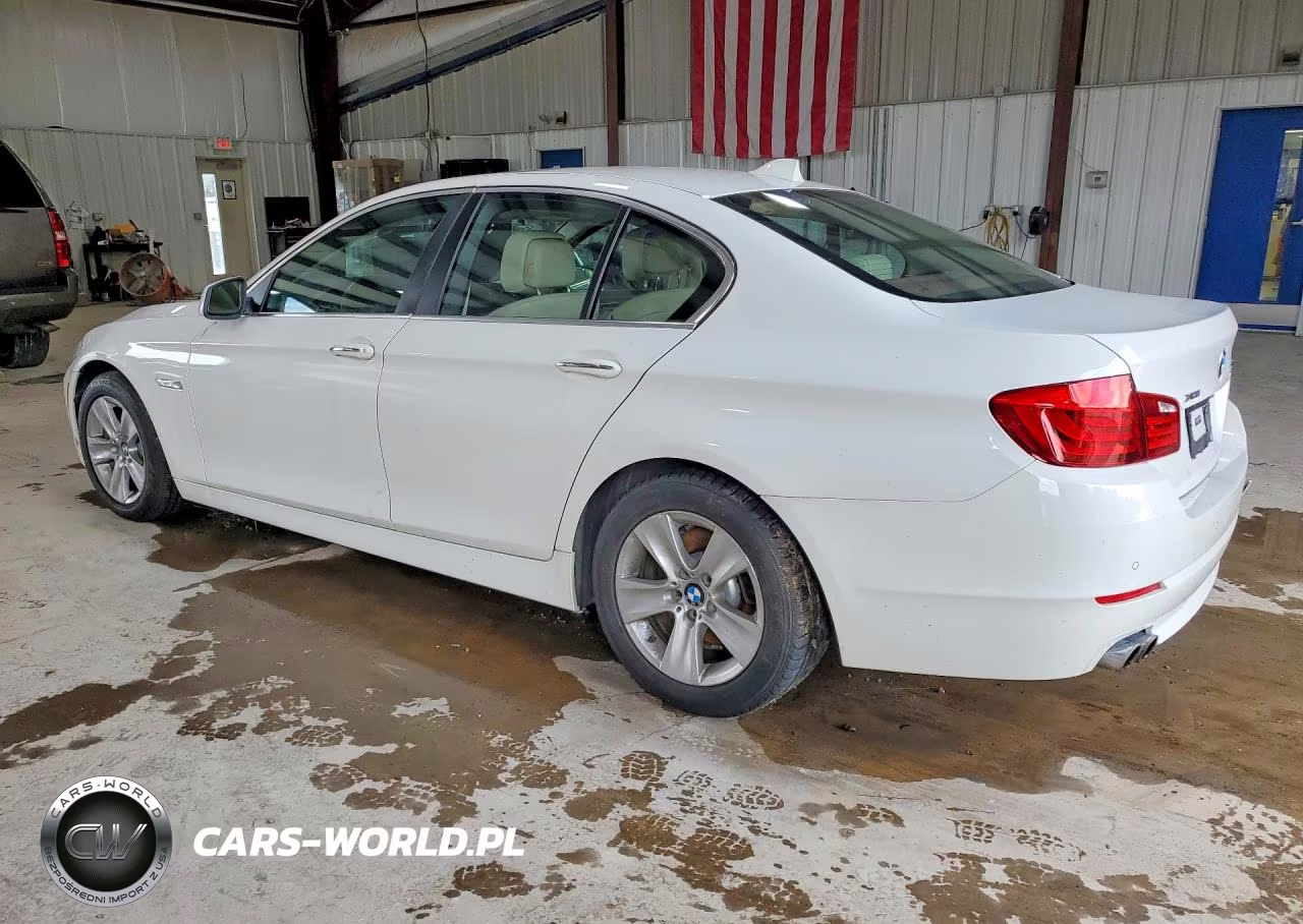 2013 BMW 528 Xi VIN:WBAXH5C55DD112235 - 2