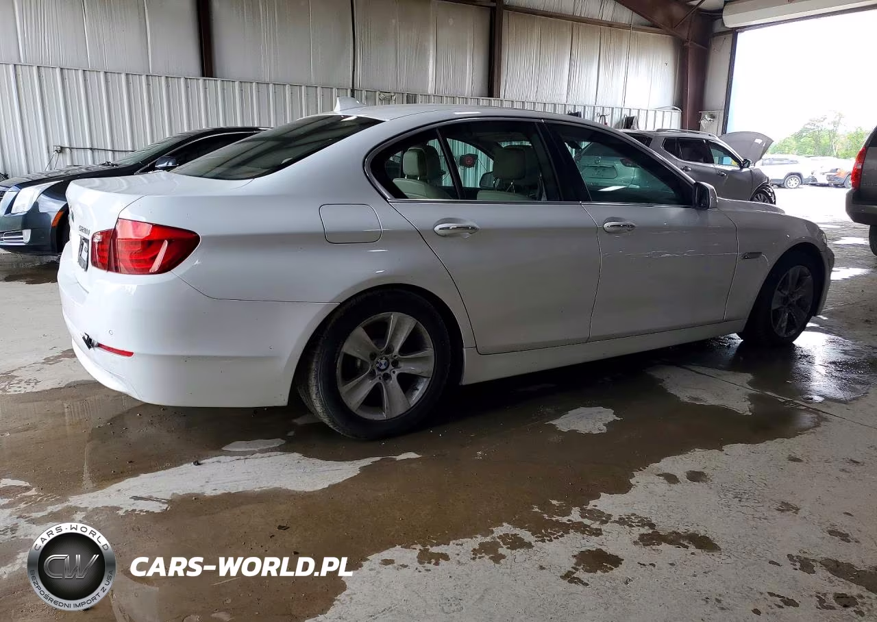 2013 BMW 528 Xi VIN:WBAXH5C55DD112235 - 3