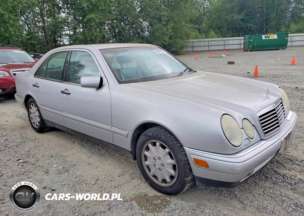 1999 Mercedes-Benz E 320 4Matic VIN:WDBJF82H4XX018540 - 4
