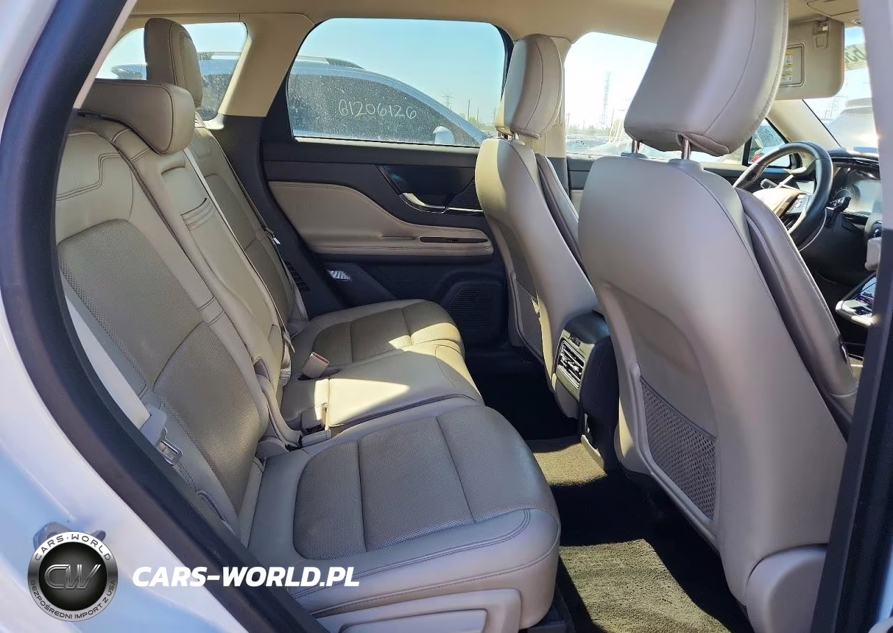 2021 Lincoln Corsair VIN:5LMCJ1D97MUL01140 - 10