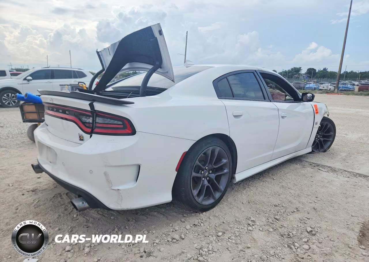 2023 Dodge Charger Scat Pack VIN:2C3CDXGJ5PH687110 - 3