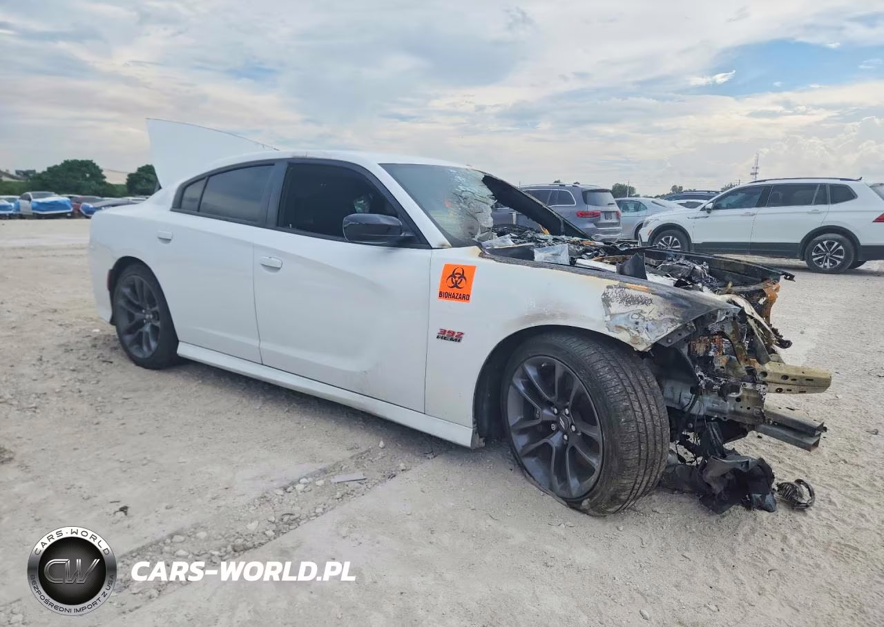 2023 Dodge Charger Scat Pack VIN:2C3CDXGJ5PH687110 - 4