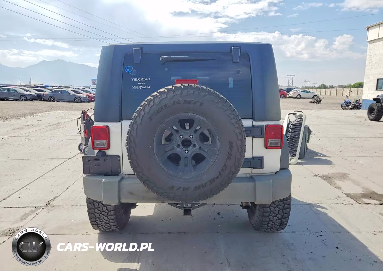 2009 Jeep Wrangler X VIN:1J4FA24199L784545 - 6