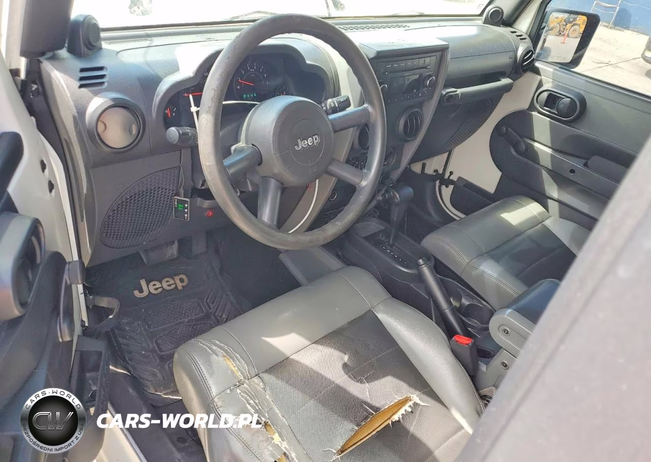 2009 Jeep Wrangler X VIN:1J4FA24199L784545 - 8
