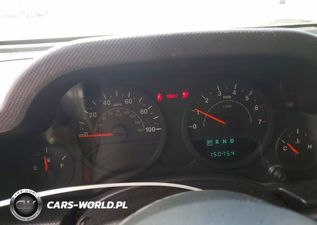 2009 Jeep Wrangler X VIN:1J4FA24199L784545 - 9