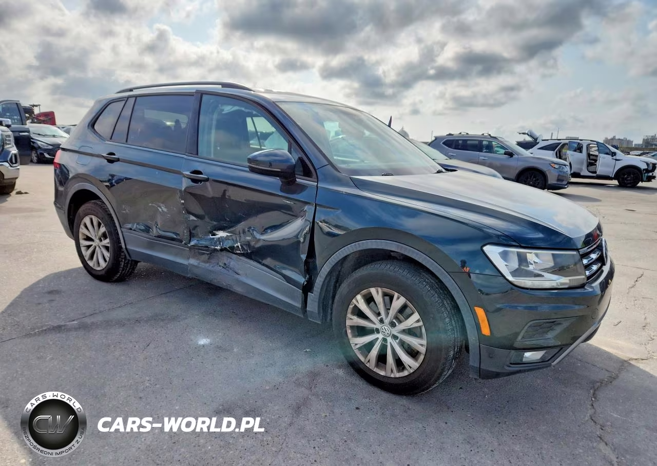 2018 Volkswagen Tiguan S VIN:3VV0B7AX6JM018968 - 4