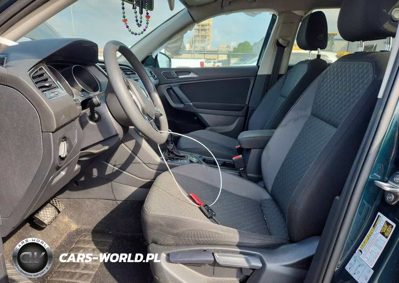 2018 Volkswagen Tiguan S VIN:3VV0B7AX6JM018968 - 7