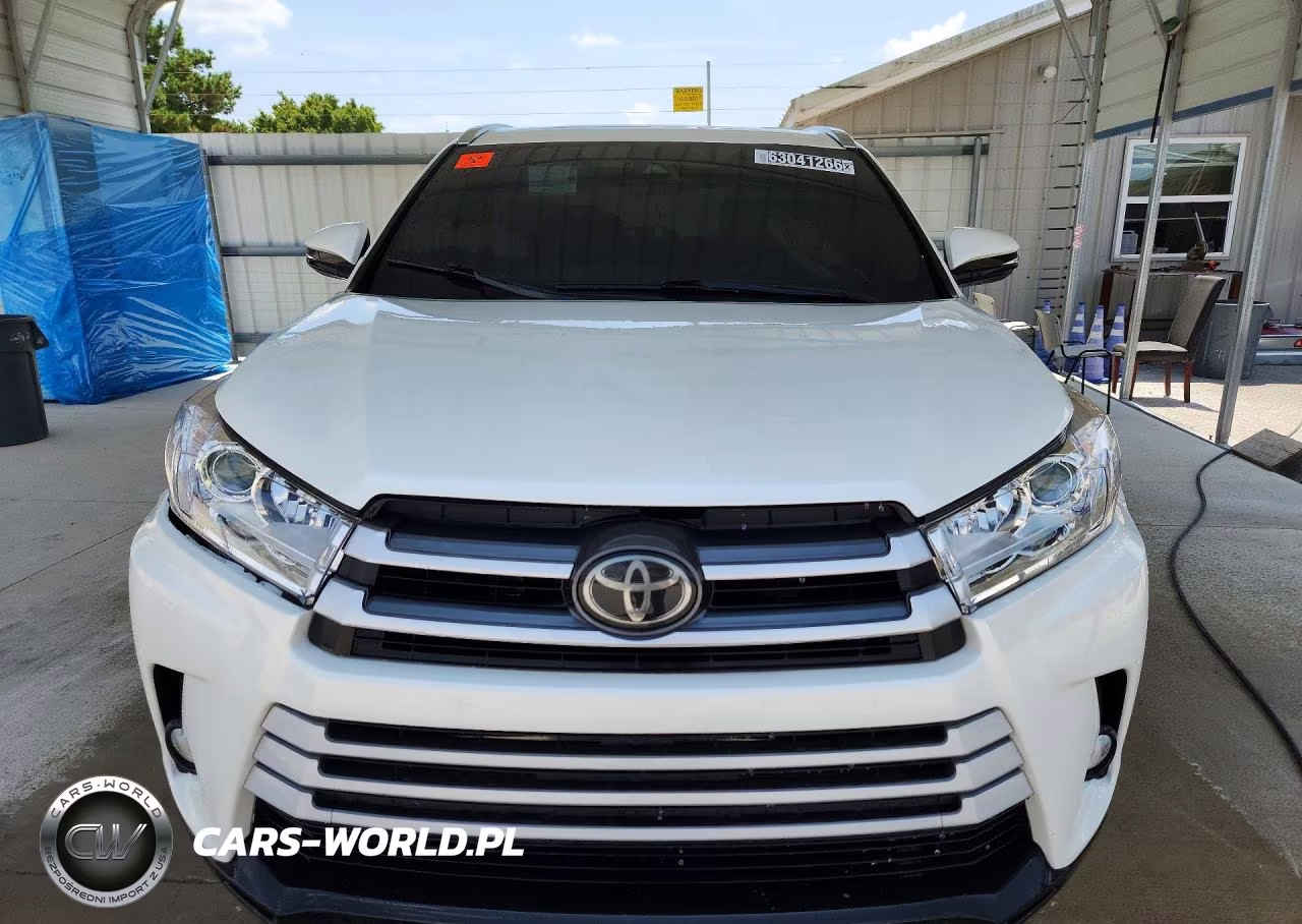 2018 Toyota Highlander Xle VIN:5TDKZRFH5JS531385 - 5