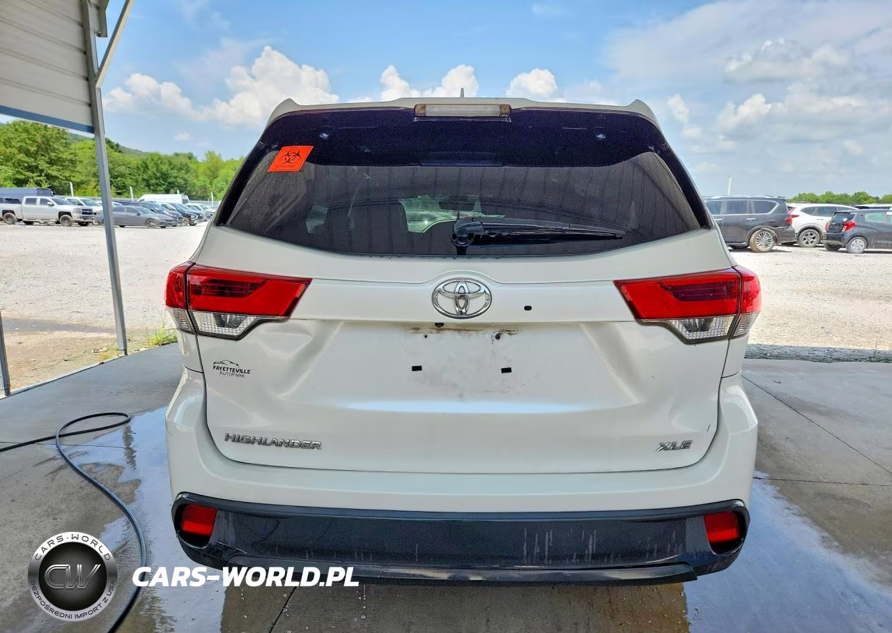 2018 Toyota Highlander Xle VIN:5TDKZRFH5JS531385 - 6