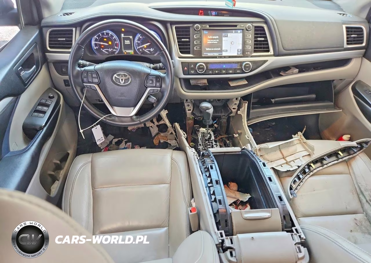 2018 Toyota Highlander Xle VIN:5TDKZRFH5JS531385 - 8