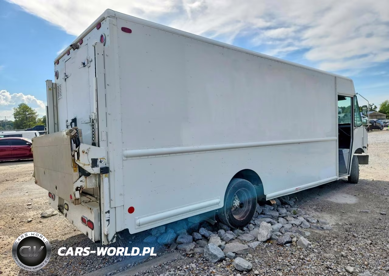2009 Freightliner Chassis M Line Walk-In Van VIN:4UZAANDU49CAM6002 - 3