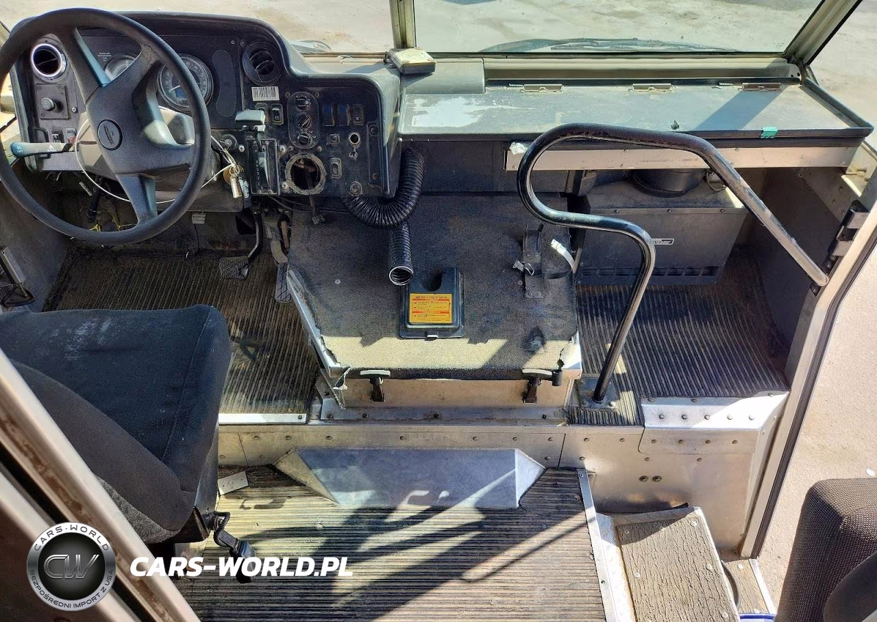 2009 Freightliner Chassis M Line Walk-In Van VIN:4UZAANDU49CAM6002 - 8