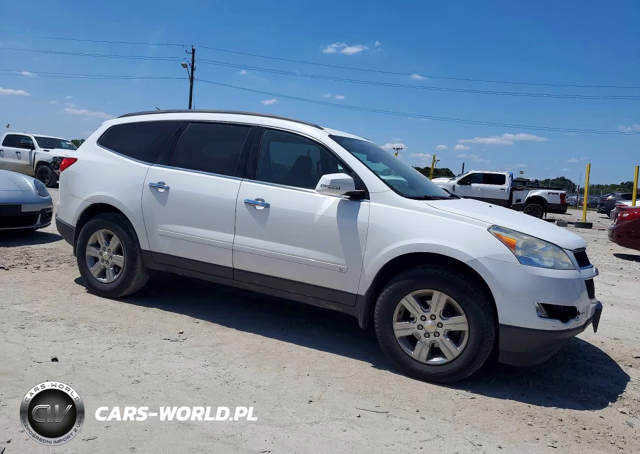 2010 Chevrolet Traverse Lt VIN:1GNLVGED3AS121802 - 4