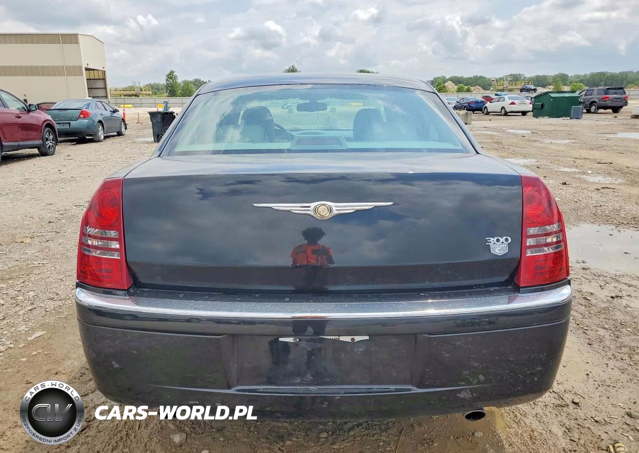 2006 Chrysler 300C VIN:2C3KA63H26H282287 - 6
