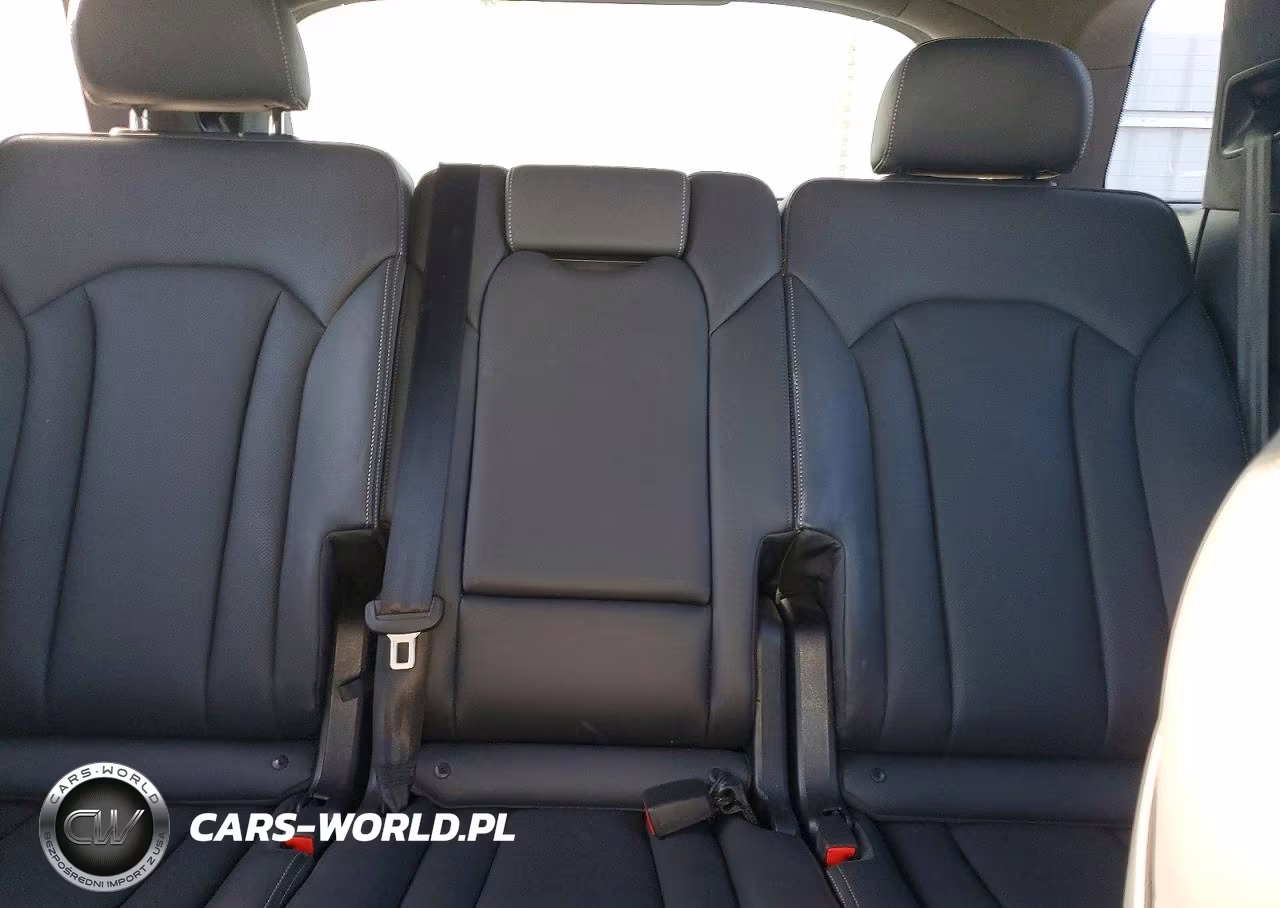 2025 Audi Q7 Prestige VIN:WA1VVBF78SD022700 - 10