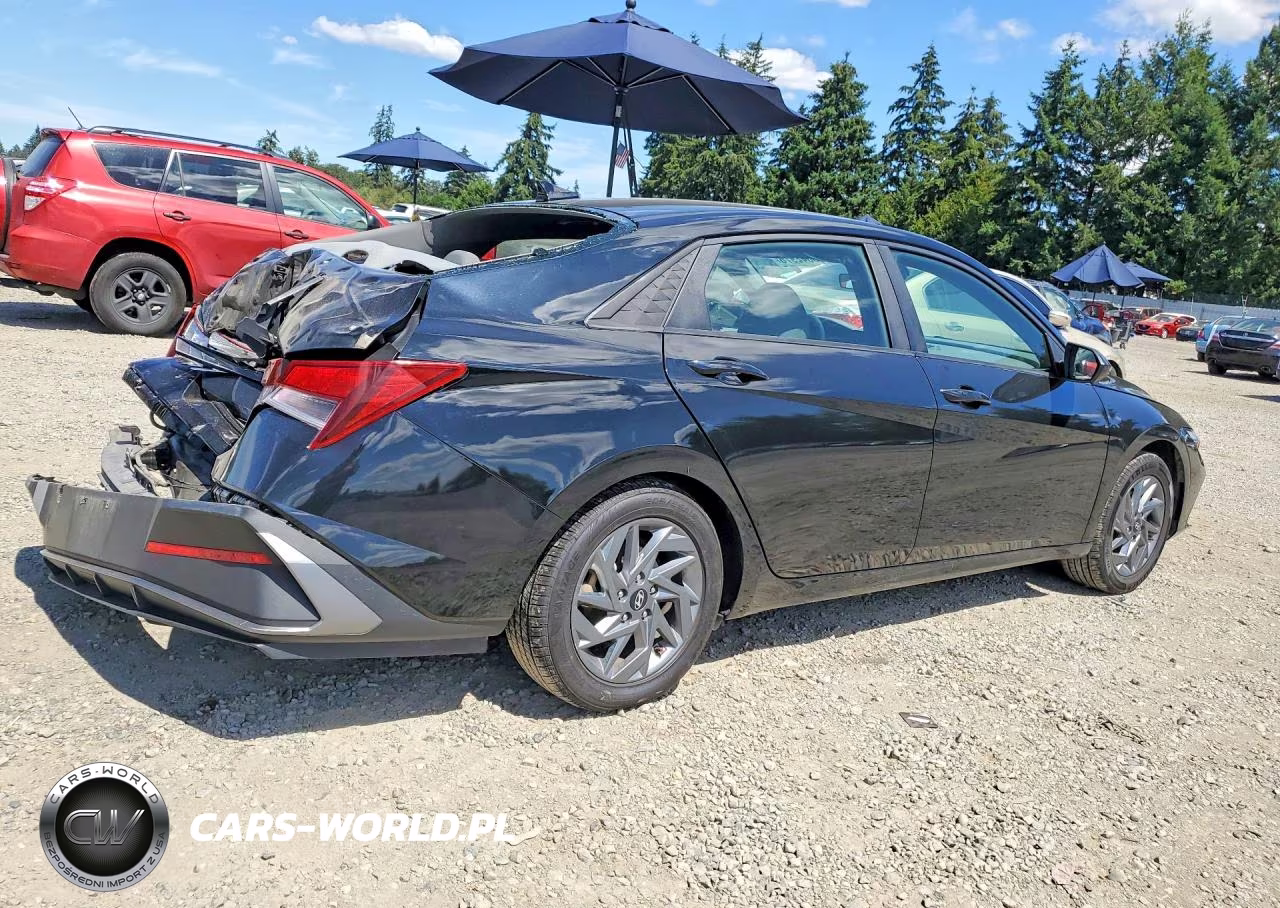 2024 Hyundai Elantra Sel VIN:KMHLM4DG5RU745408 - 3