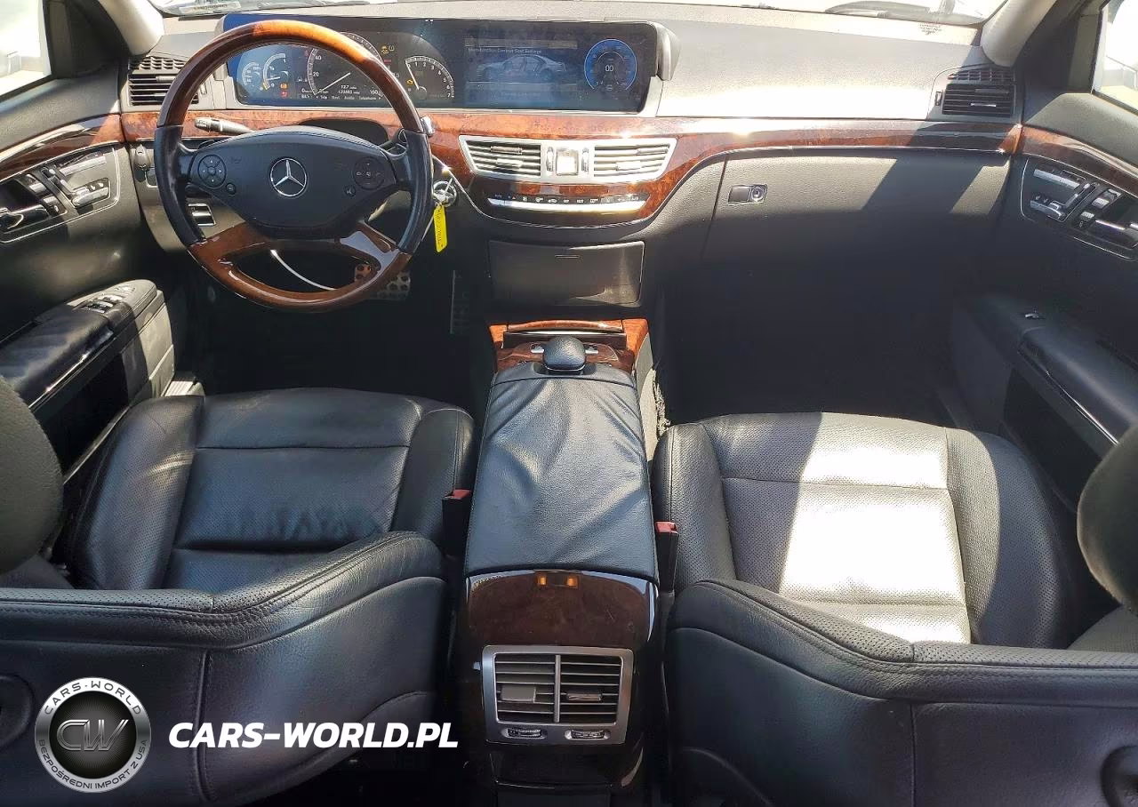 2012 Mercedes-Benz S 550 VIN:WDDNG7DBXCA437174 - 8