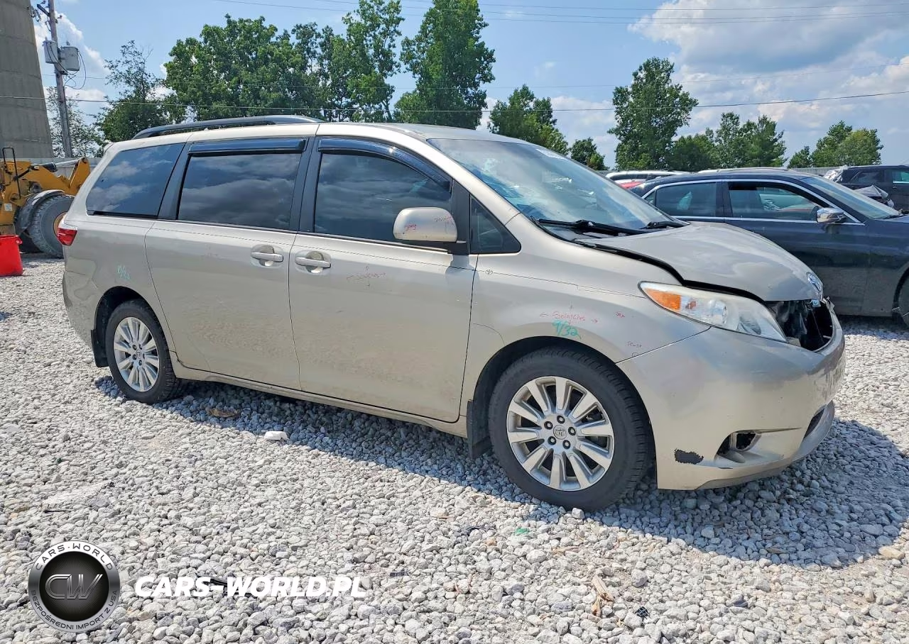 2015 Toyota Sienna Le VIN:5TDJK3DC0FS102280 - 4