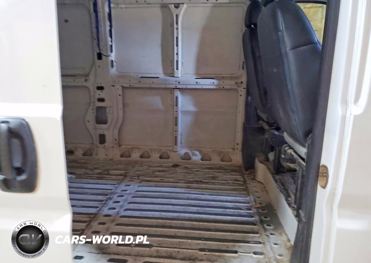 2023 Ram Promaster 2500 Delivery Van VIN:3C6LRVDG3PE535274 - 11