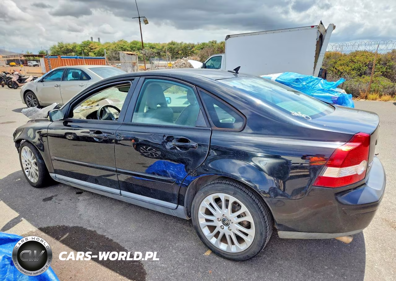 2004 Volvo S40 T5 VIN:YV1MS682442022995 - 2