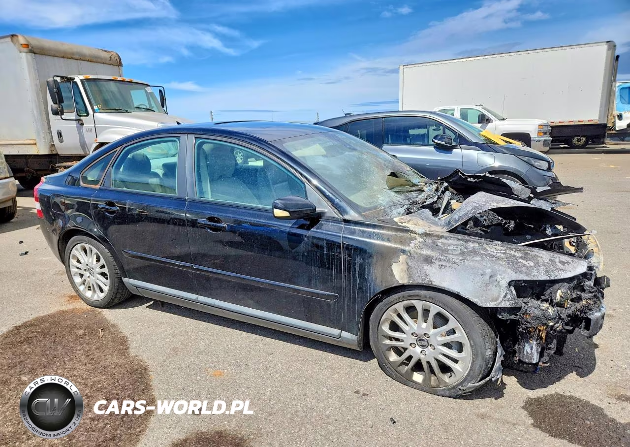 2004 Volvo S40 T5 VIN:YV1MS682442022995 - 4