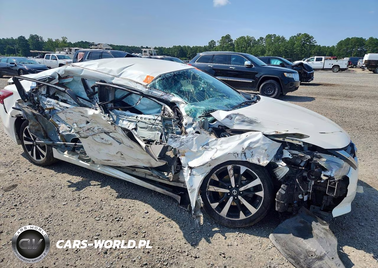2018 Nissan Altima 2.5 Sr VIN:1N4AL3AP7JC109862 - 4