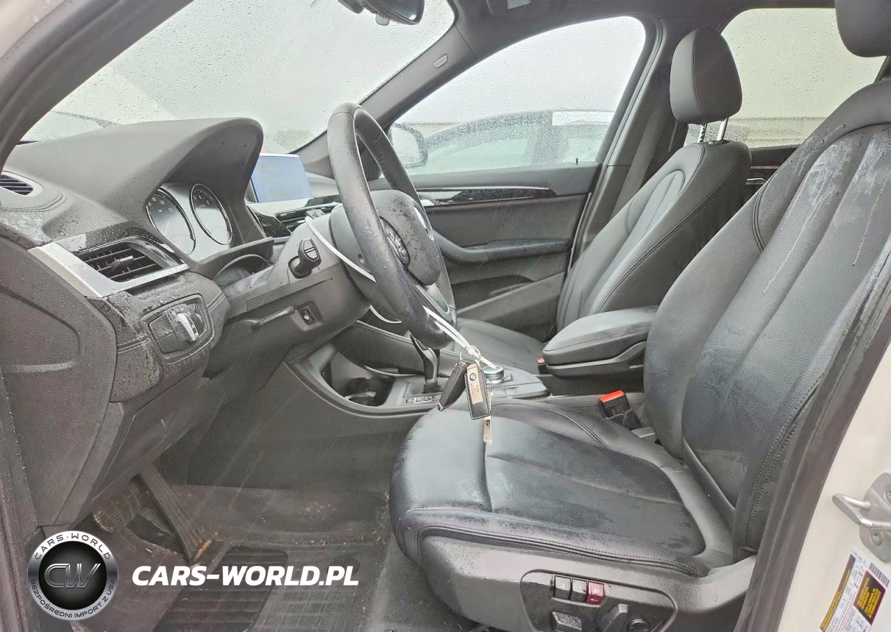 2021 BMW X1 xDrive28I VIN:WBXJG9C06M5S54128 - 7
