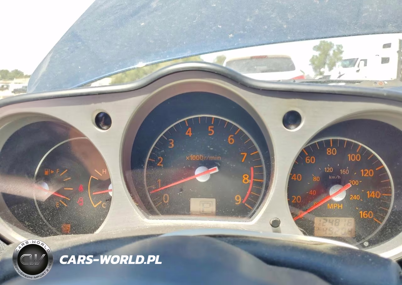 2008 Nissan 350Z Roadster VIN:JN1BZ36A48M851628 - 9