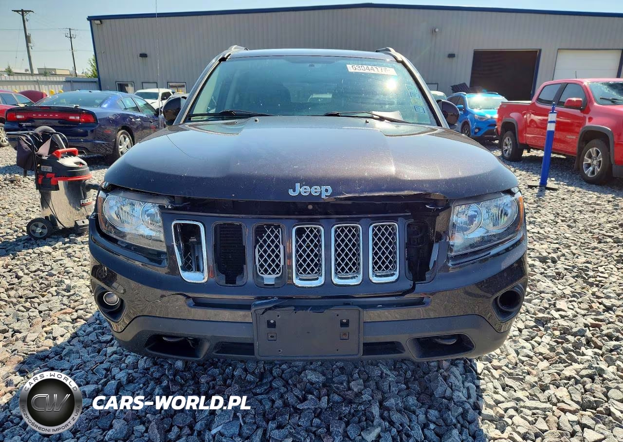 2014 Jeep Compass Latitude VIN:1C4NJDEB8ED707030 - 5