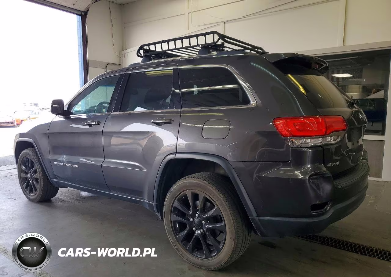 2015 Jeep Grand Cherokee Laredo VIN:1C4RJFAG3FC159296 - 2