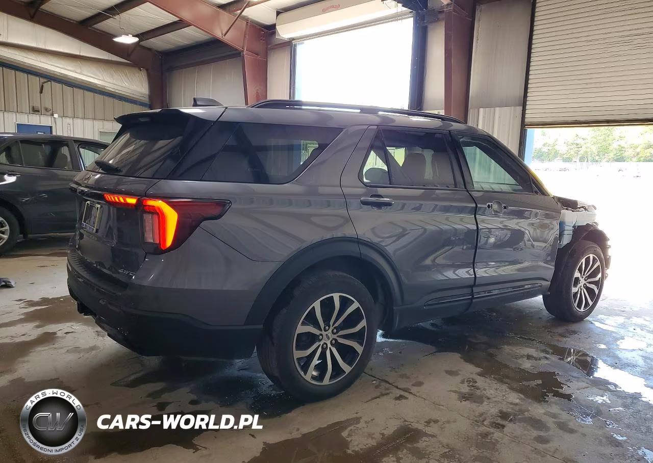 2025 Ford Explorer St-Line VIN:1FMUK8KH0SGB29312 - 3