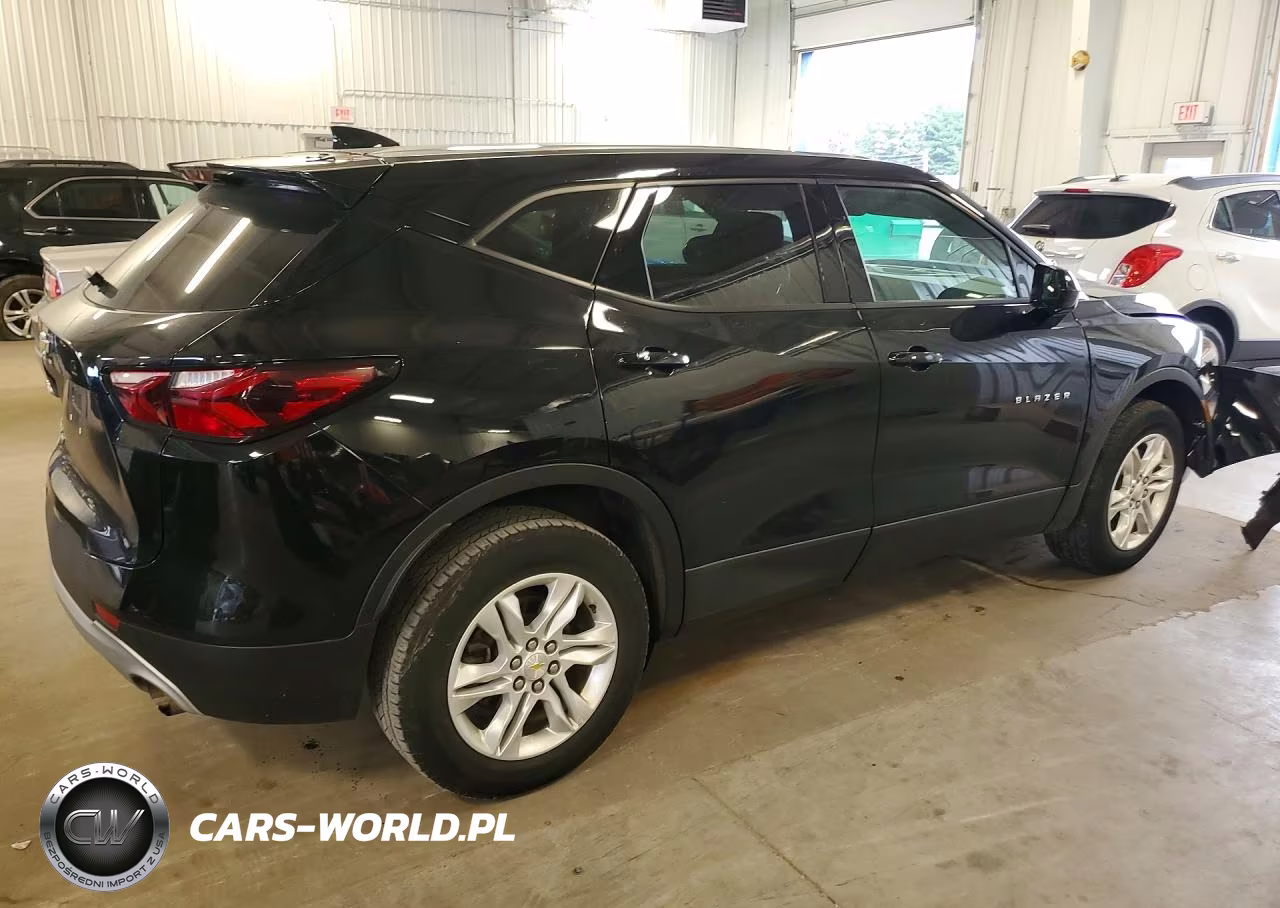 2022 Chevrolet Blazer 2Lt VIN:3GNKBHR46NS122554 - 3