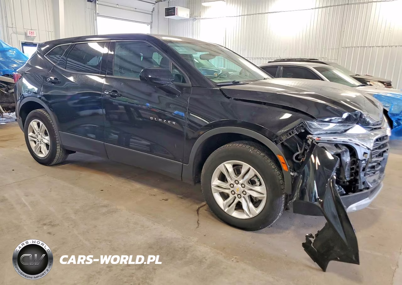 2022 Chevrolet Blazer 2Lt VIN:3GNKBHR46NS122554 - 4