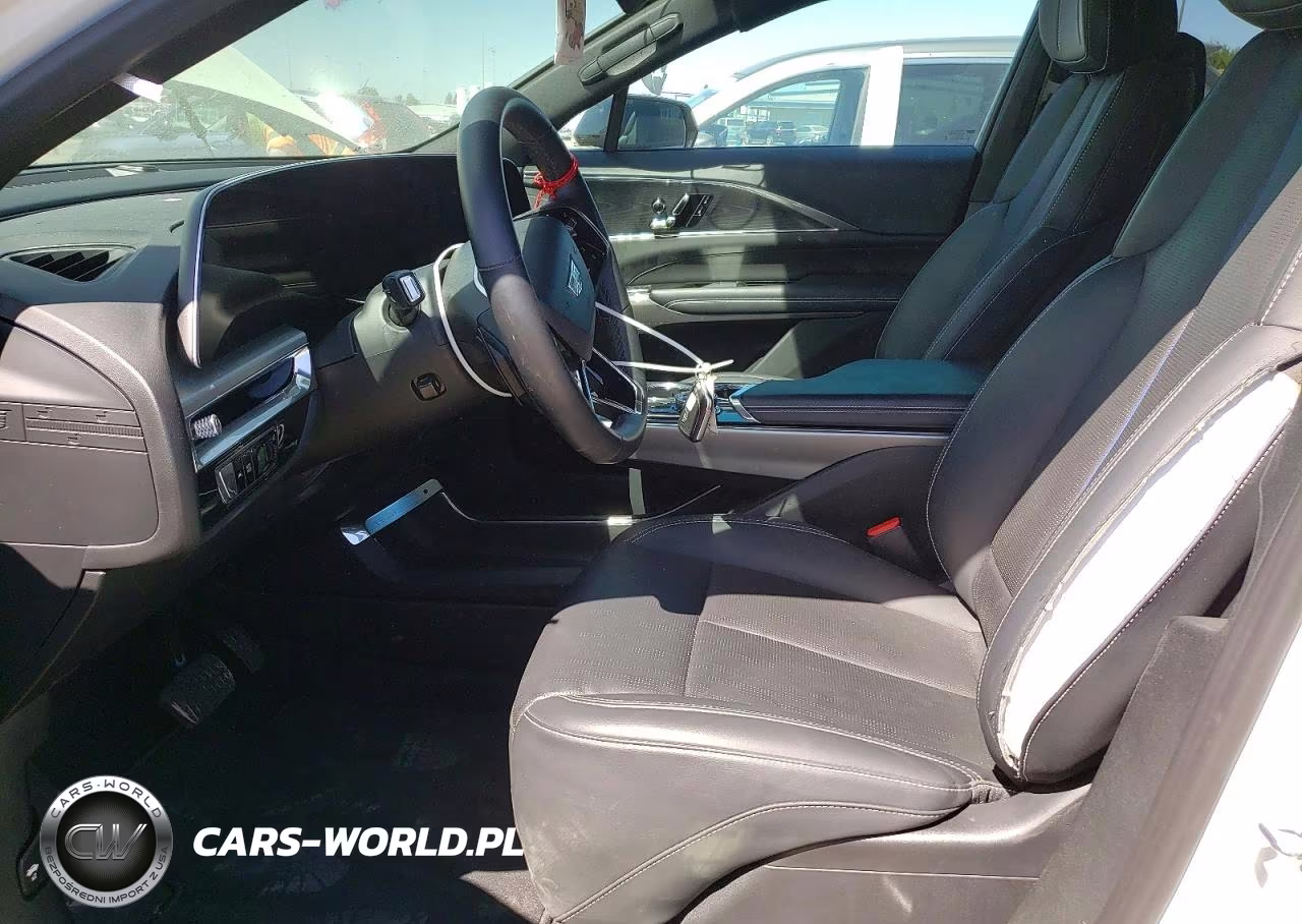 2024 Cadillac Lyriq Luxury VIN:1GYKPPRK4RZ117469 - 7
