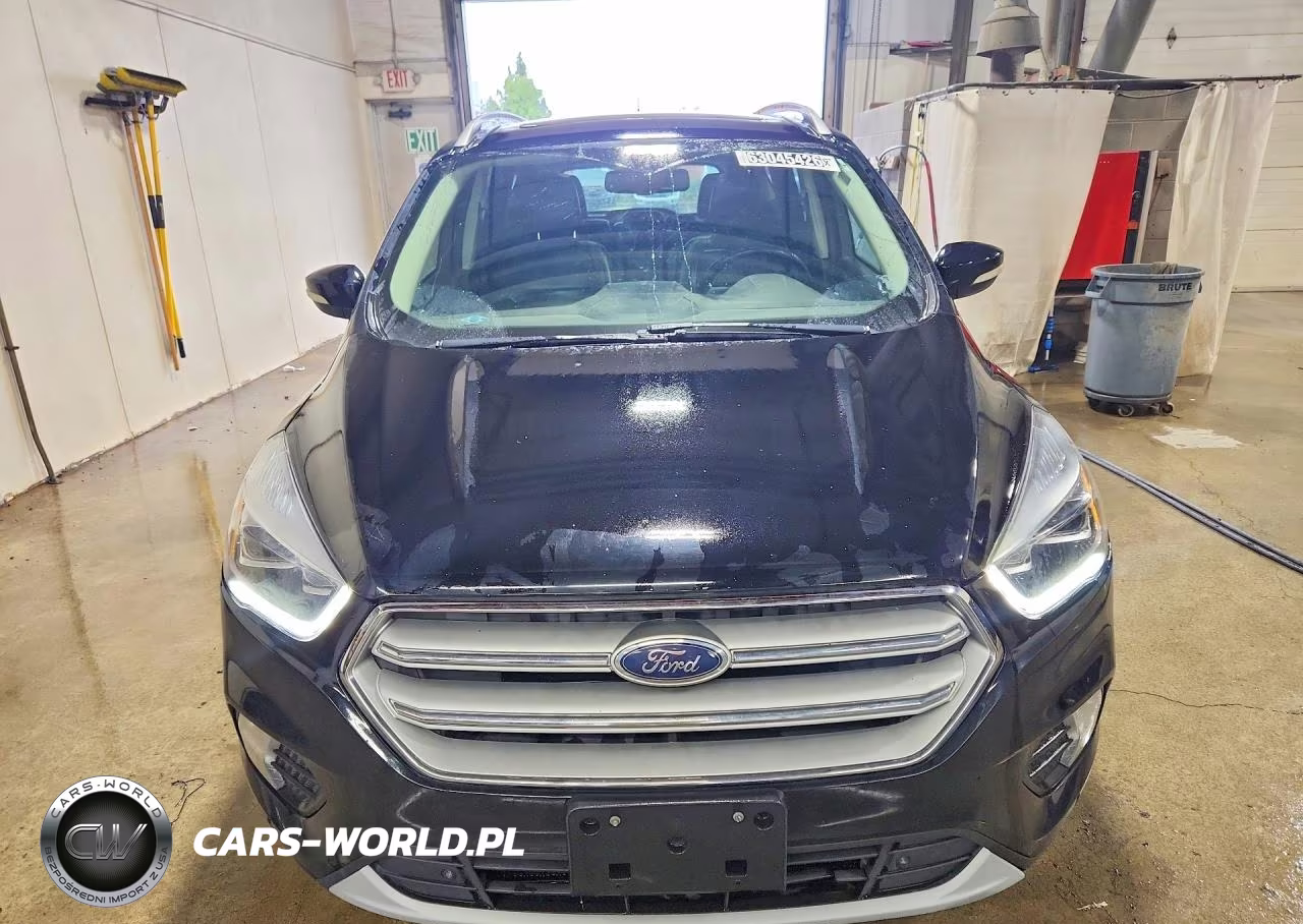 2018 Ford Escape Titanium VIN:1FMCU9J92JUD44261 - 5