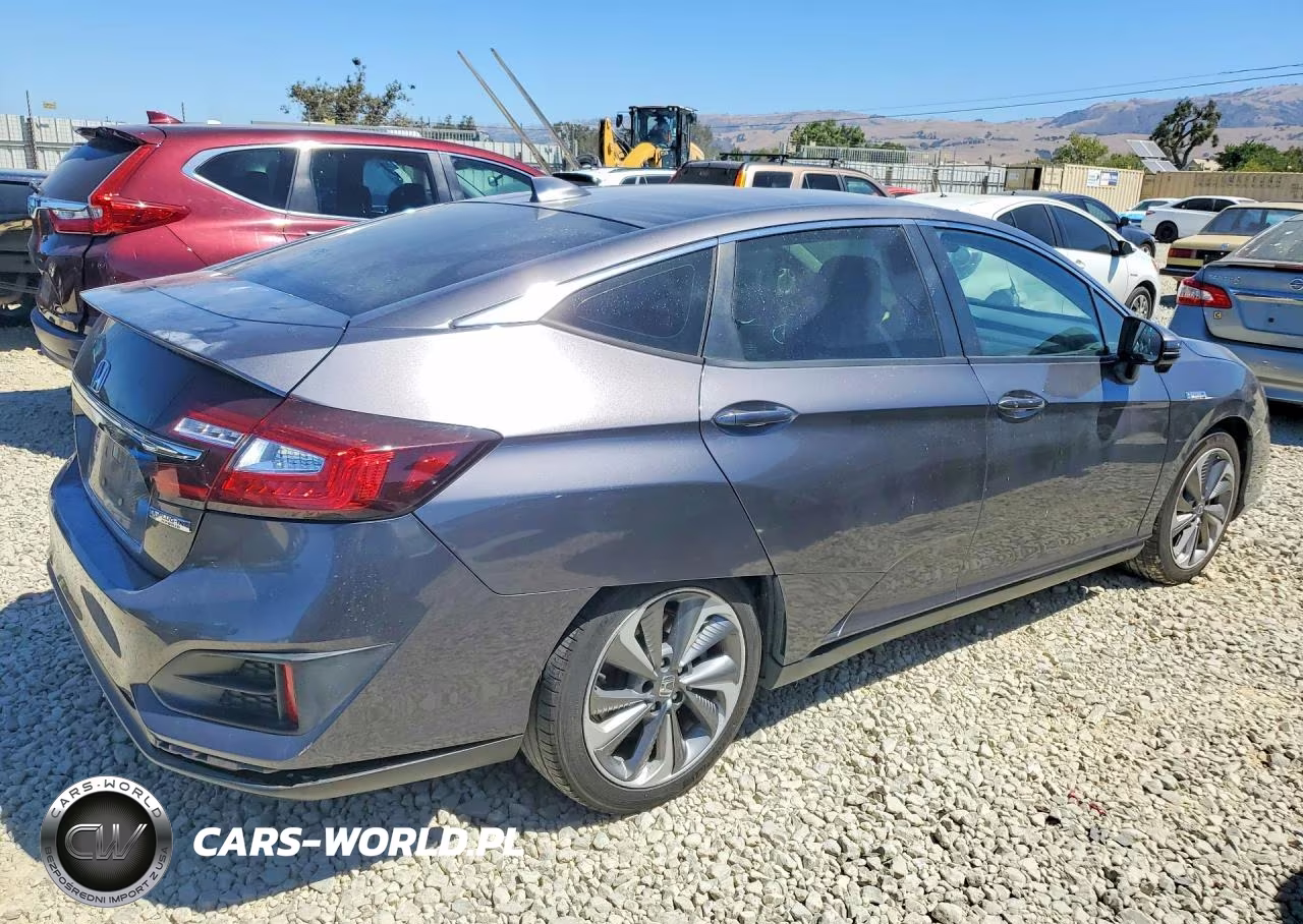 2019 Honda Clarity VIN:JHMZC5F1XKC004262 - 3