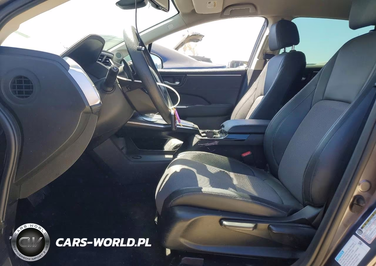 2019 Honda Clarity VIN:JHMZC5F1XKC004262 - 7
