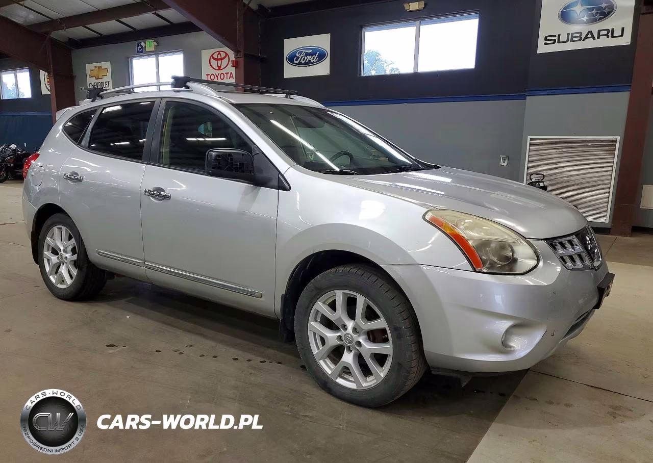 2011 Nissan Rogue S VIN:JN8AS5MV5BW663523 - 4
