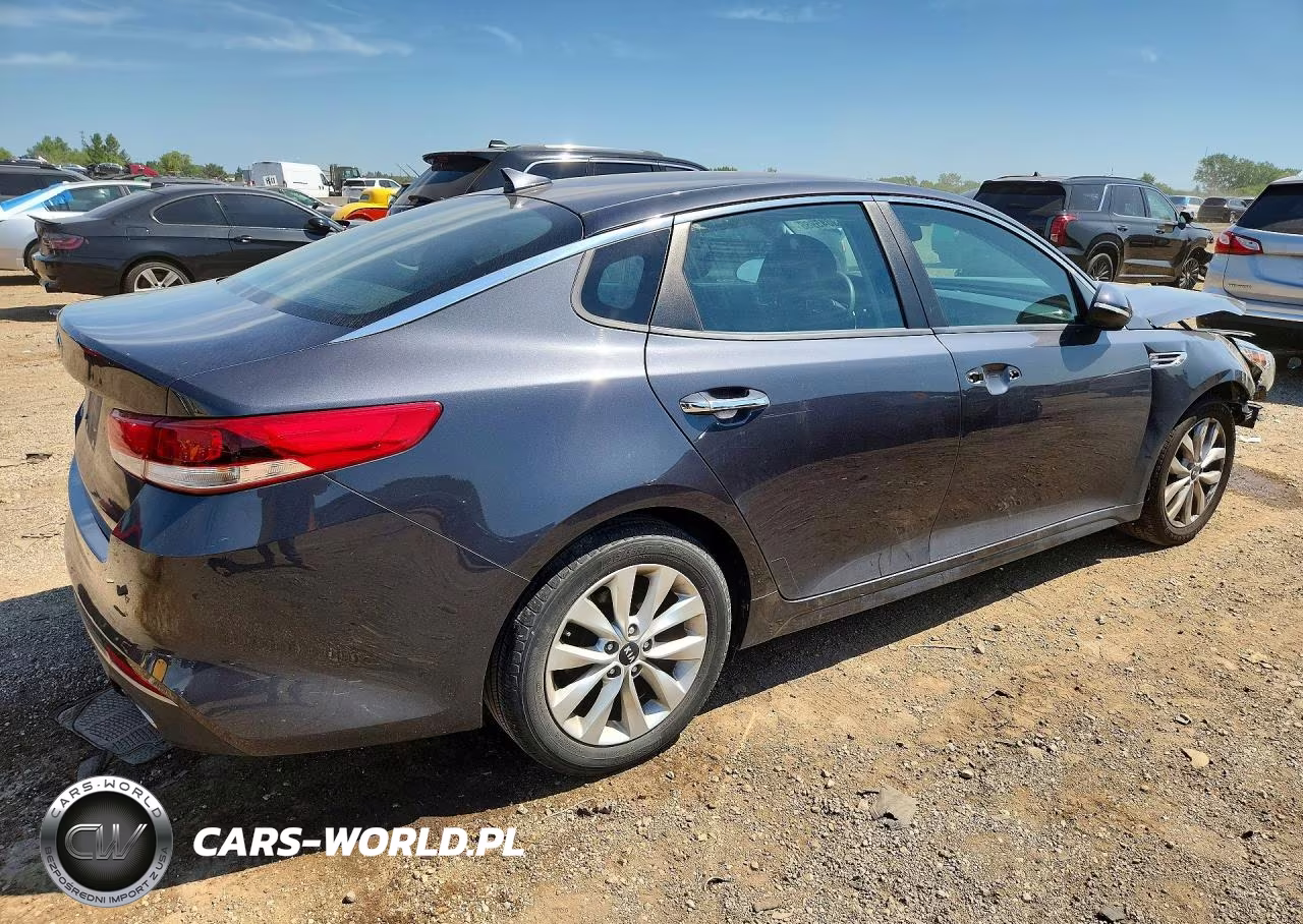 2017 Kia Optima Lx VIN:5XXGT4L31HG125117 - 3